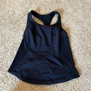 Lululemon- cardio kick tank. Size 8